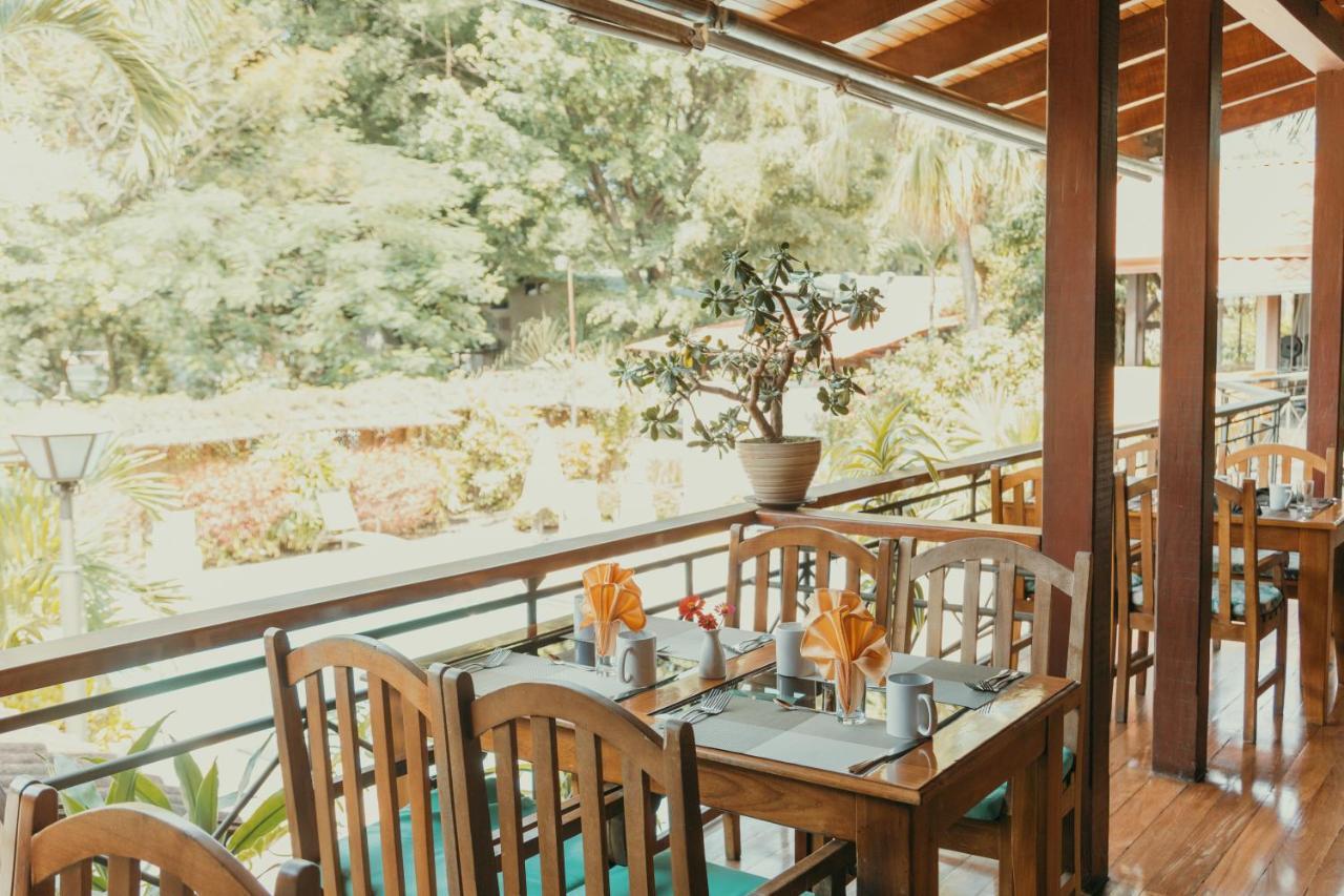 El Rodeo Estancia Boutique Hotel & Steakhouse Сан-Хосе Екстер'єр фото